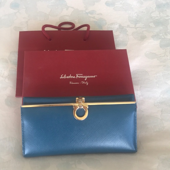Salvatore Ferragamo Handbags - Women’s wallet Ferragamo